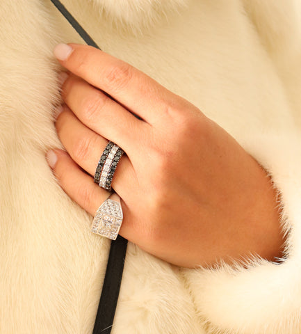 18K white gold engagement ring with morganite and diamonds 0.64ct