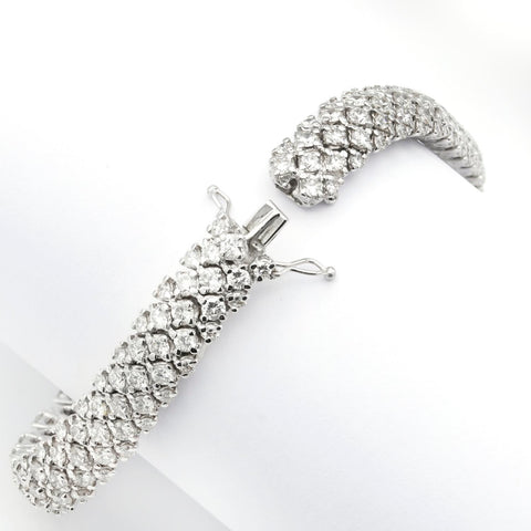 Tennis bracelet with 1.50ct black diamonds in 18K gold