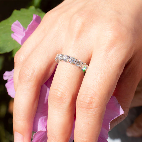 18K white gold engagement ring with morganite and diamonds 0.64ct