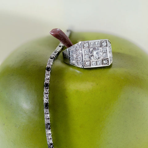 18K white gold engagement ring with 0.50ct diamonds