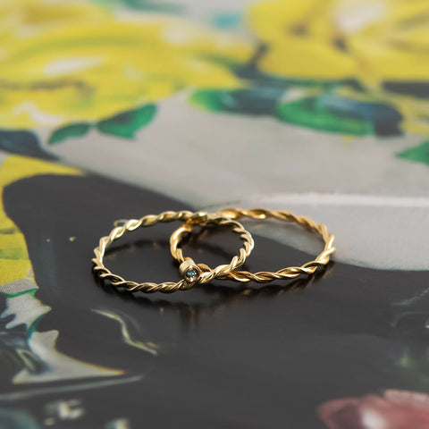 BlueDia Twisted 14K yellow gold ring