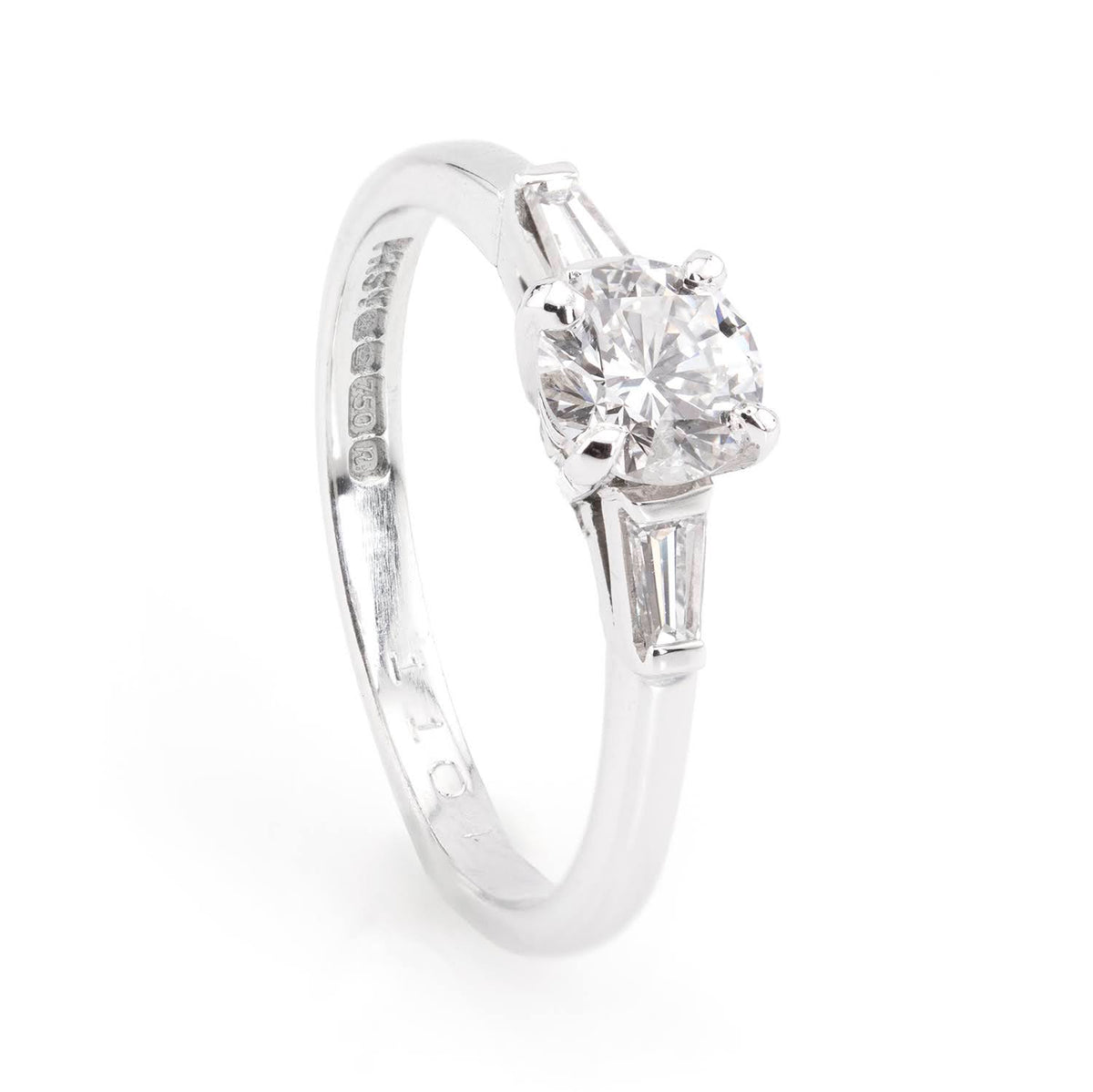 Inel de logodna solitaire cu 0.50ct diamant central  si 0.30ct din aur alb de 18K