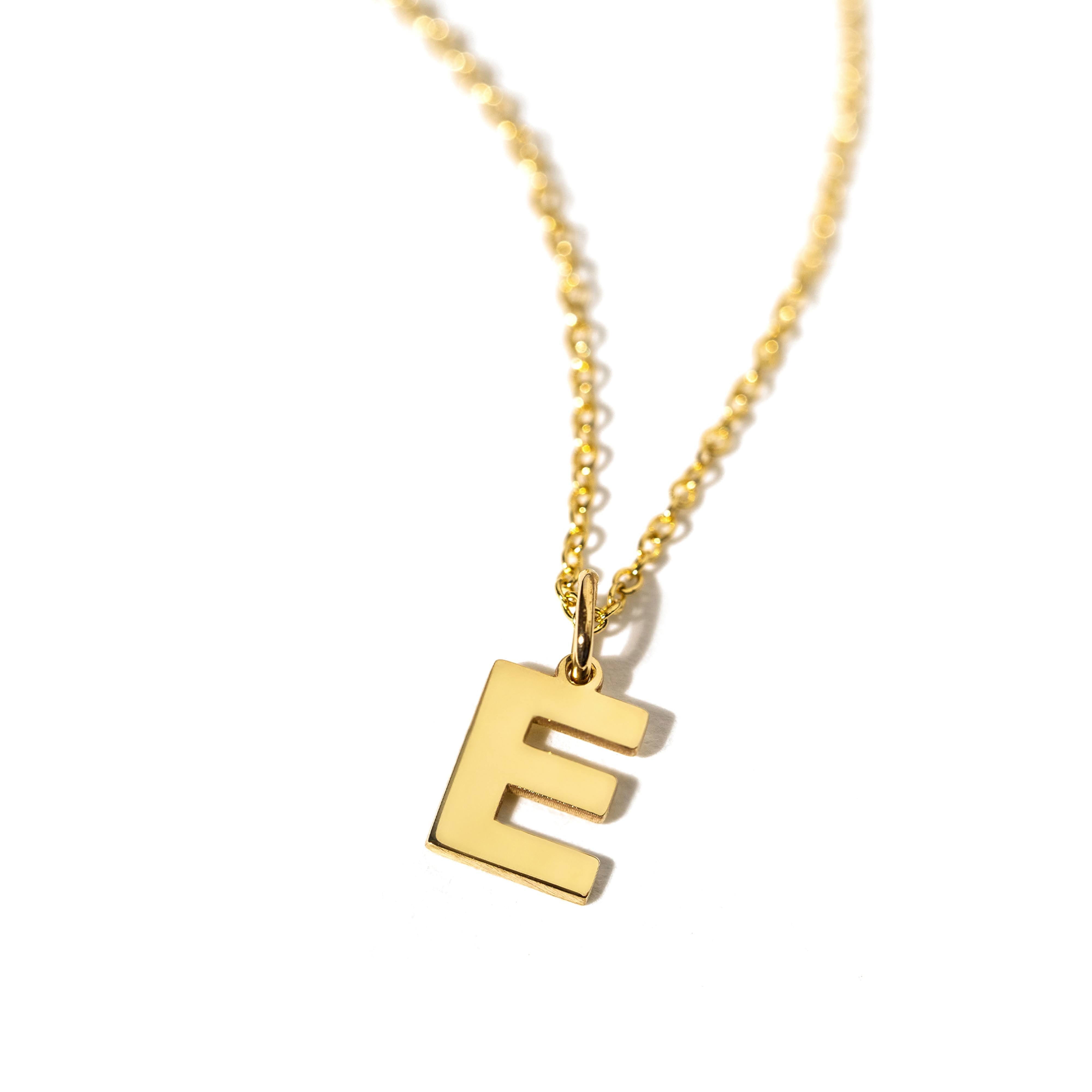 Pandant Litera E aur galben 14K colectia ALFABET